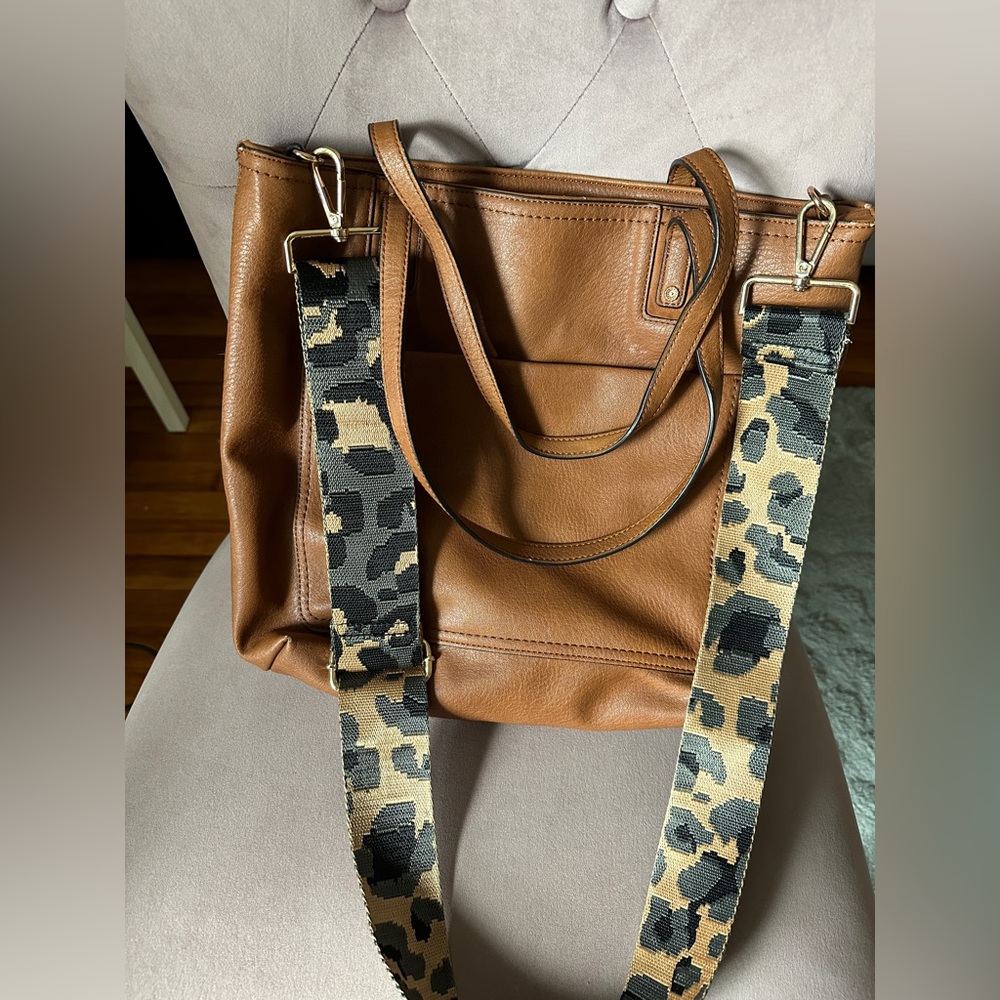 Lauren Conrad leather crossbody